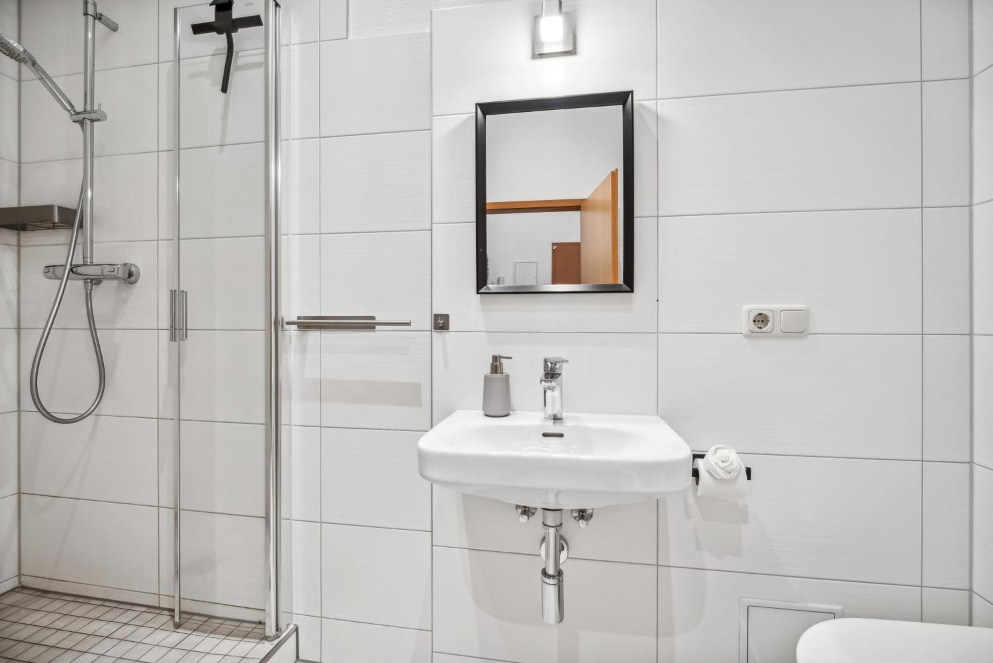 Roby-Erfurt Hbf-Nah, Balkon Appartement Buitenkant foto